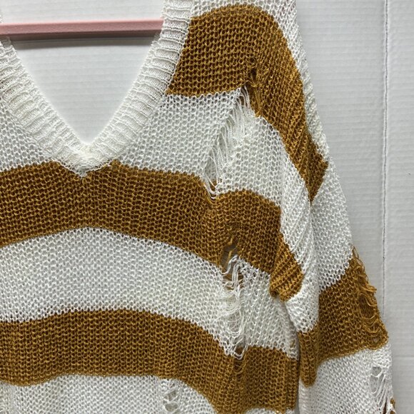 POL SMALL DISTRESSED SWEATER FALL COLORS! PTP: 24.50" DOES STRETCH - Picture 4 of 10